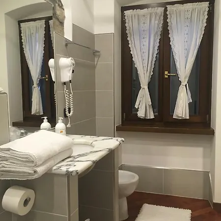 Santiago Homestay *